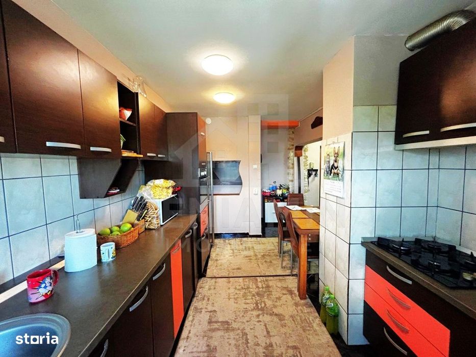 4-Camere-81mp-Utili-2-Balcoane-Lift-Mobilat-Utilat-Parcare-Triaj