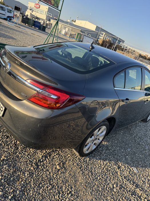 Opel Insignia Limousine 2.0 CDTI – Automată – 2014