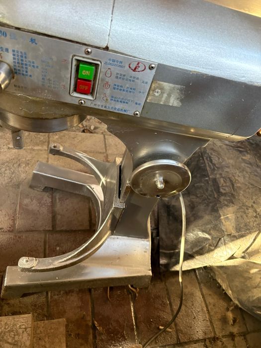 Тестомес производственный на 25 л