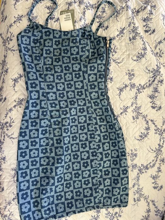 Чисто нова рокля H&M