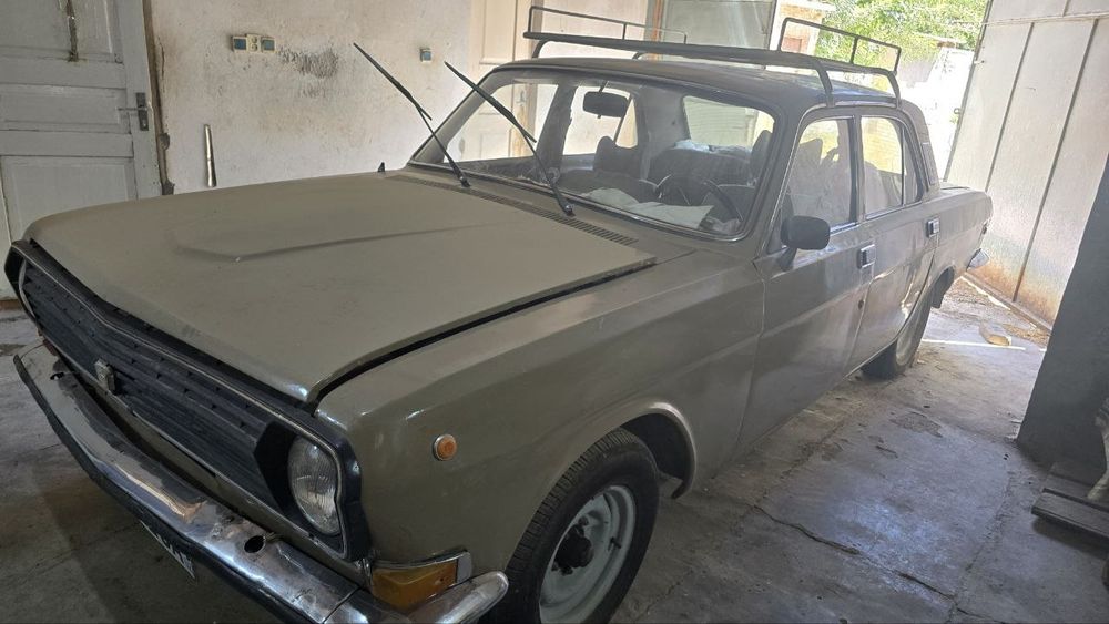 Продаётся Волга 2410