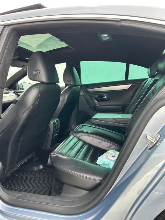 Volkswagen. Passat CC