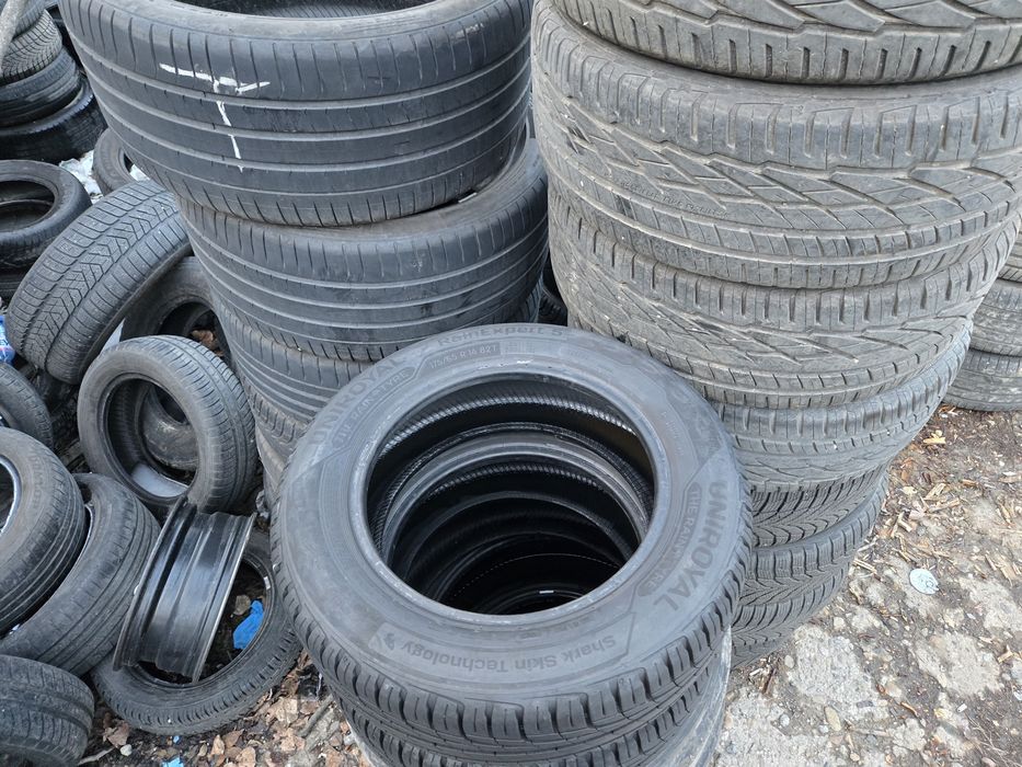 2бр. 175 65 14 Uniroyal летни.