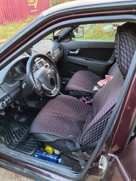 Автомашина Лада приора