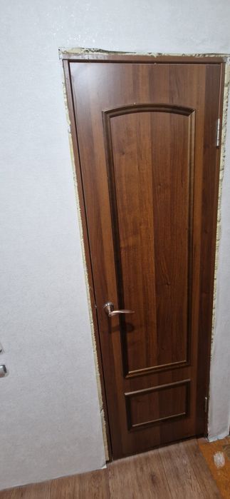 Двери 60 см. 2 шт. б/у в комплекте