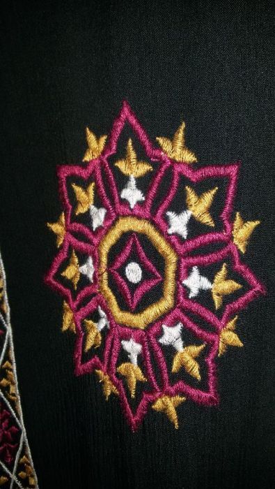 Rochie Zara stil ie cu broderie multicolora 36/S