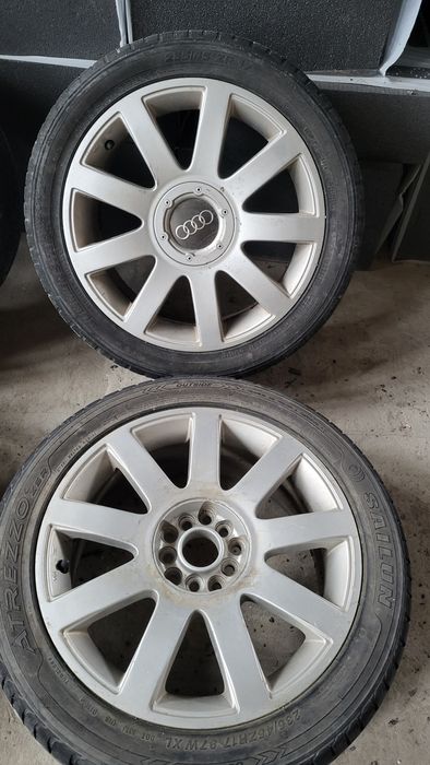 Vând jante Audi 235/45 r17