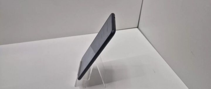 Продам Samsung A11 в хорошем состоянии