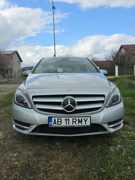 Mercedes B200 CDI, motor 1.8 diesel, 136 cp.