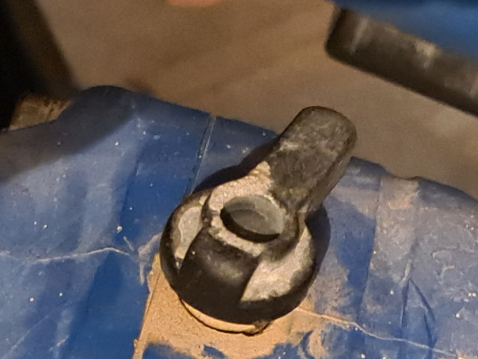 Продавам  къртач