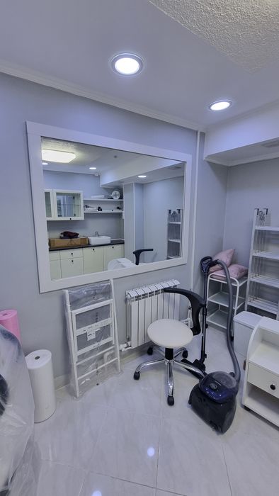 Зеркала настенные