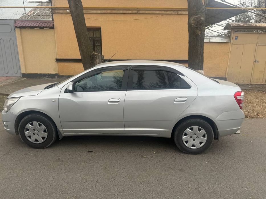 Кобальт 2014 автомат 2 позиция