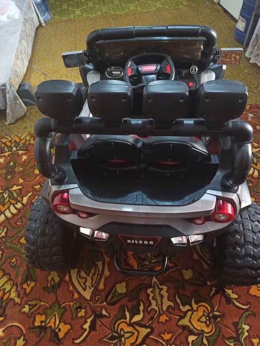 Детский электромобиль с пультом