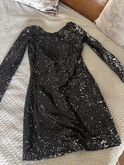 Красива дамска рокля Bershka ,отлично състояние