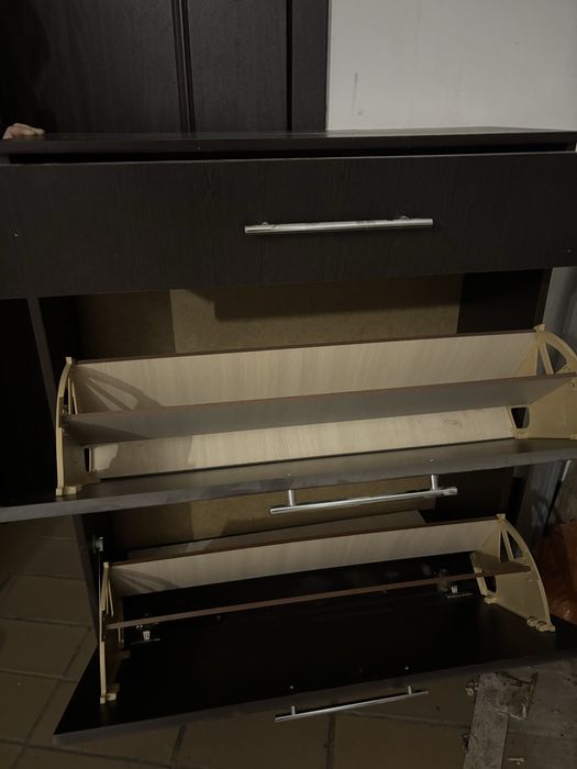 Обувница продам самовывоз