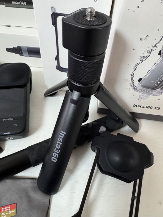 Продам экшн камеру Insta 360 x3