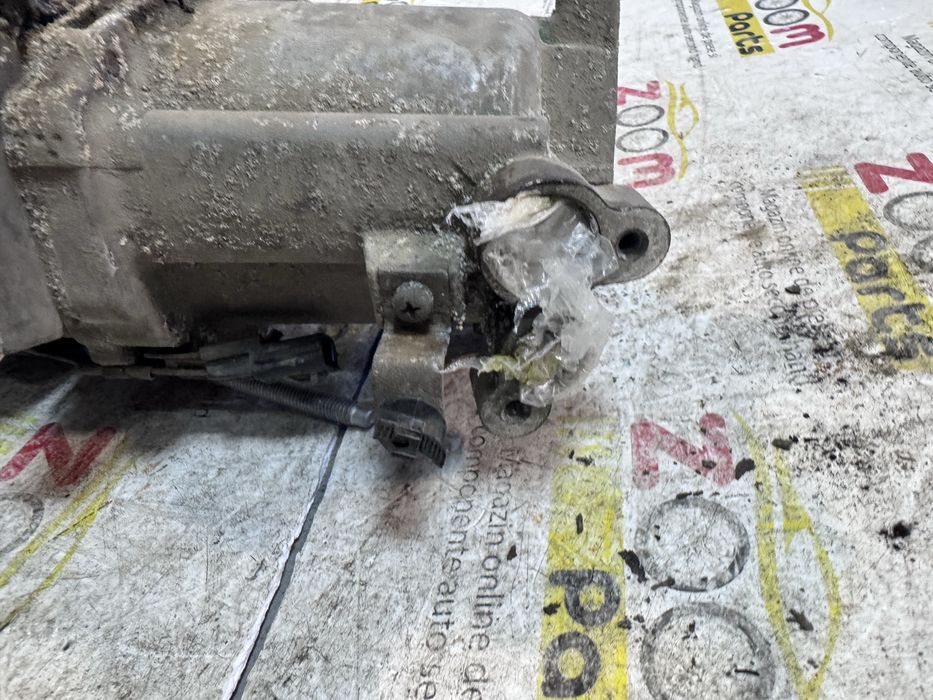 Compresor clima Renault Fluence Dokker Lodgy Duster 1,2/1,6 926008367R