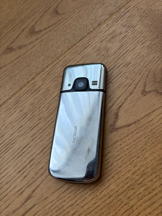 Nokia 6700 classic argintiu