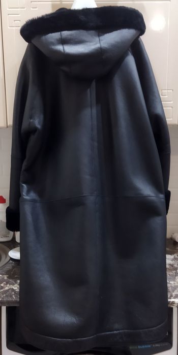 Продам дубленку новую