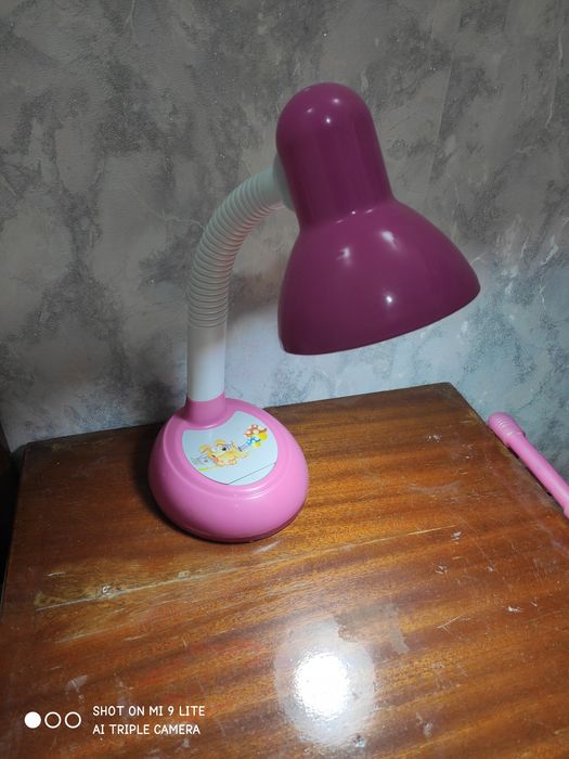 Лампа настольная для детской комнаты