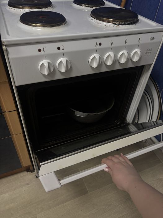 Продам плиту недорого