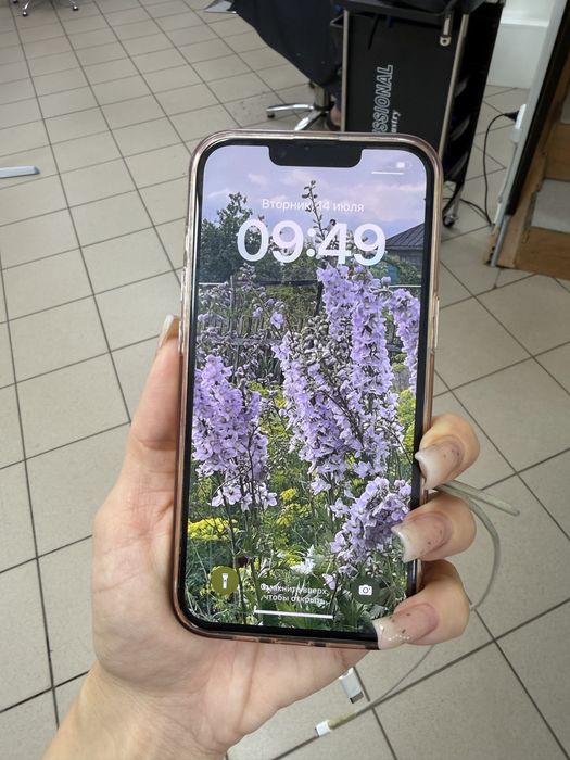 Айфон 13 в хорошем состоянии