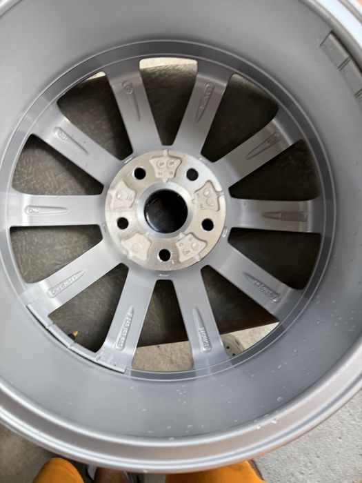 Set 4 jante originale VW Golf 6 7 8  Dijon R17"  – 5G0601025K – 6Jx17 ET48 – 5x112 – 57.1 mm