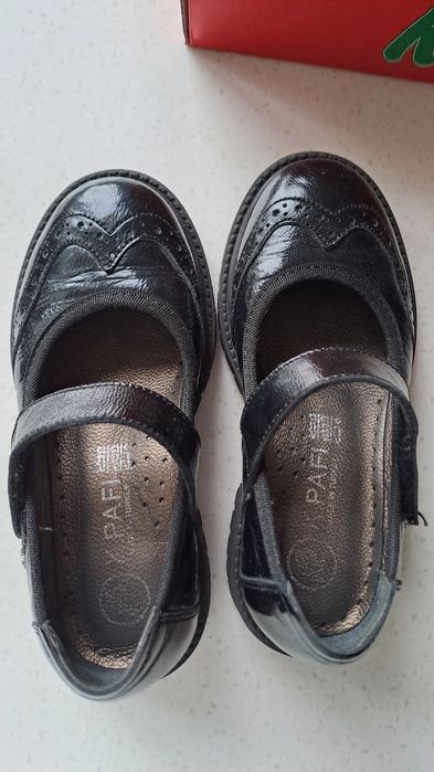 Продам кожанные туфли