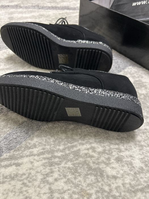 Pantofi noi in cutie 38 piele intoarsa, catifea