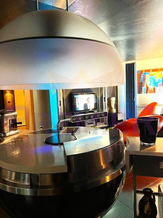 Продава се Двустаен апартамент в София, Манастирски ливади - 96 кв.м за 4500 €/кв.м - Снимка #11