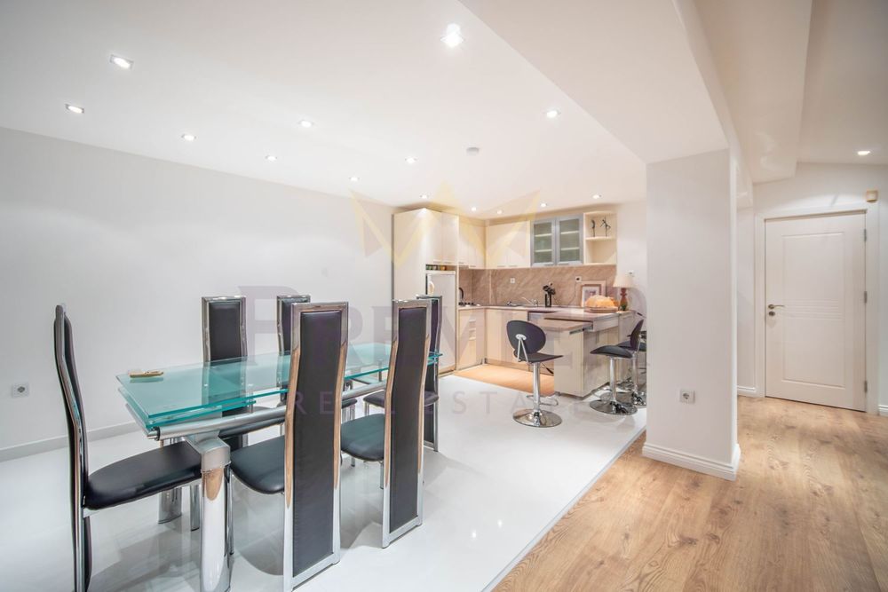 Многостаен в Бургас, област-гр.Свети Влас площ 240 цена 230000