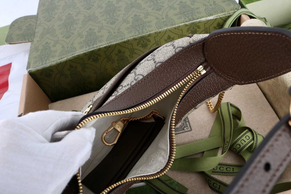 Гучи Crescent Moon - НАЛИЧНА