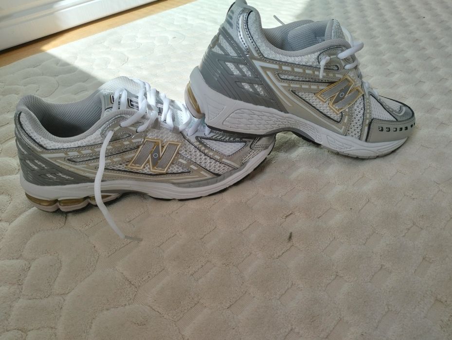 Кроссовки New Balance 1906-r