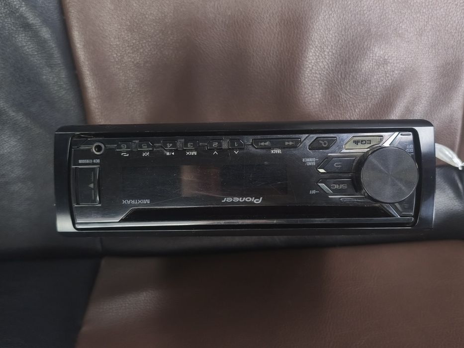 Оригинальная магнитола Pioneer