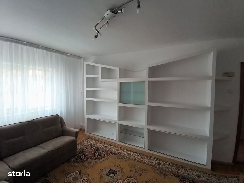 Apartament 3 camere | Obcini | 63 MP | Etaj 4 — fotografia 3