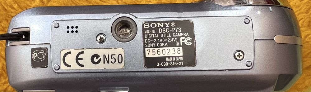 Продам фотоаппарат SONY