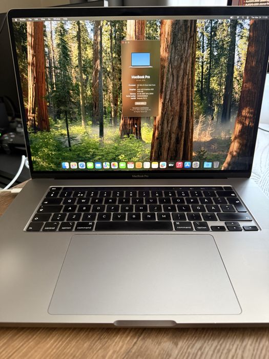 Macbook Pro 16 touchbar i7 32GB RAM 500GB SSD