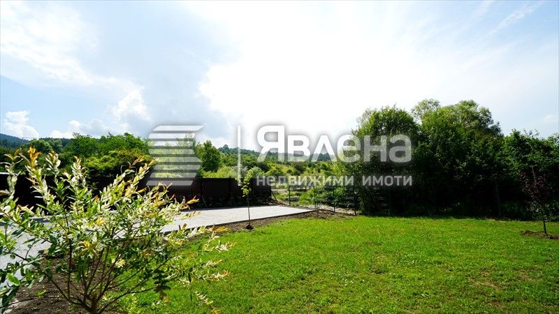 Продава се Къща в с. Големо Бучино, Област Перник - 163 кв.м за 1749 €/кв.м - Снимка #3