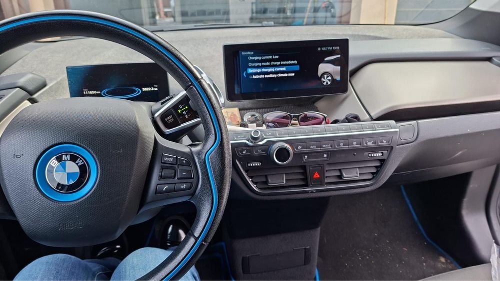 BMW i3  / An 2019 / 112000 KM / 96 %