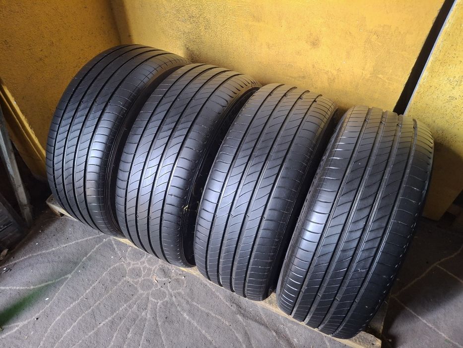 235 45 18 Michelin DOT 2025 vara aproape noi