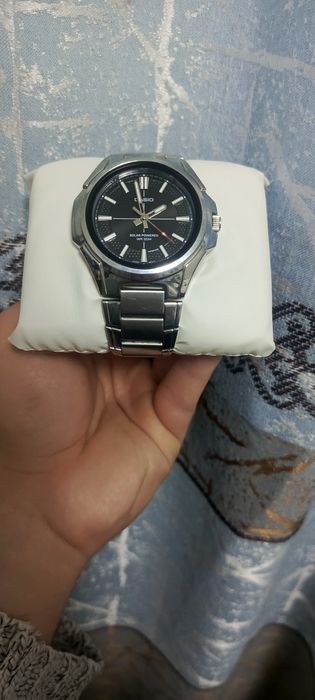 Продам часы CASIO  оригинал со всей документацией