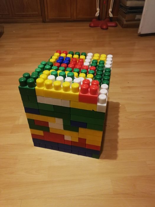 Детск повивалник, играчки, рокли и др.