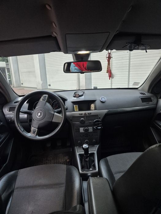 OPEL Astra 2005 — imagine 5