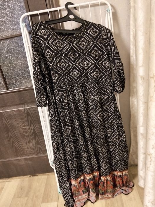 Продаются женские платья