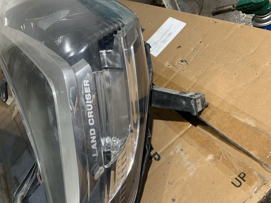 Фары передние прадо 150