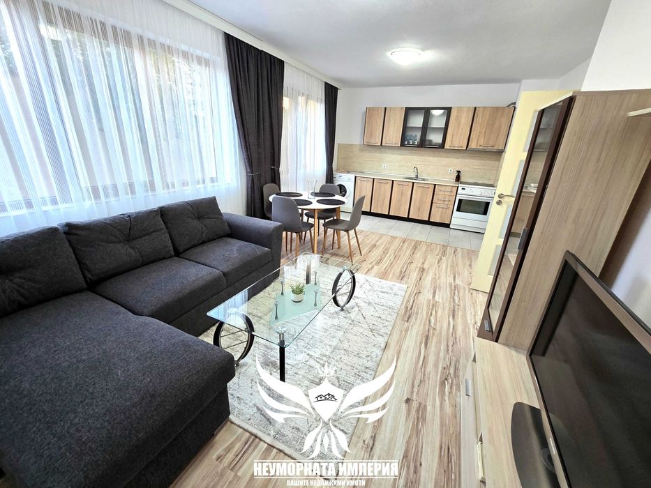 Под наем нов двустаен с двор 56кв.м. в гр.Асеновград до казармата