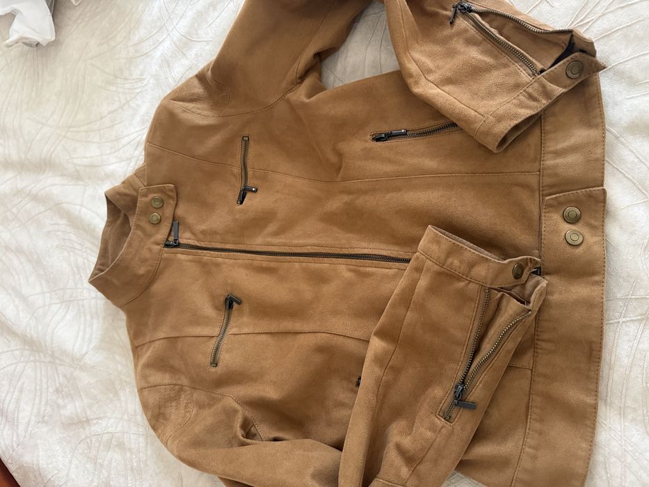 Пролетно яке цвят коняк