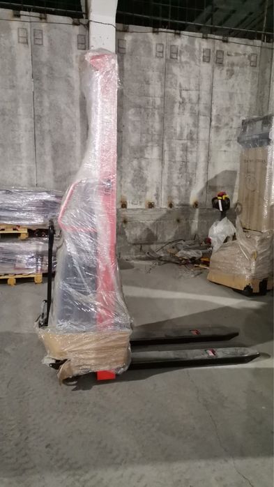 Электрический, гидравлический, полуэлектрический штабелер