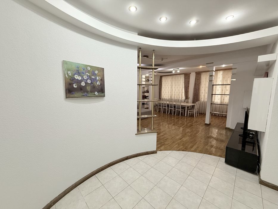 Чехова Аренда (г.Россия/Мирабад Авеню) Дуплекс 250 кв Габус 4/4/6