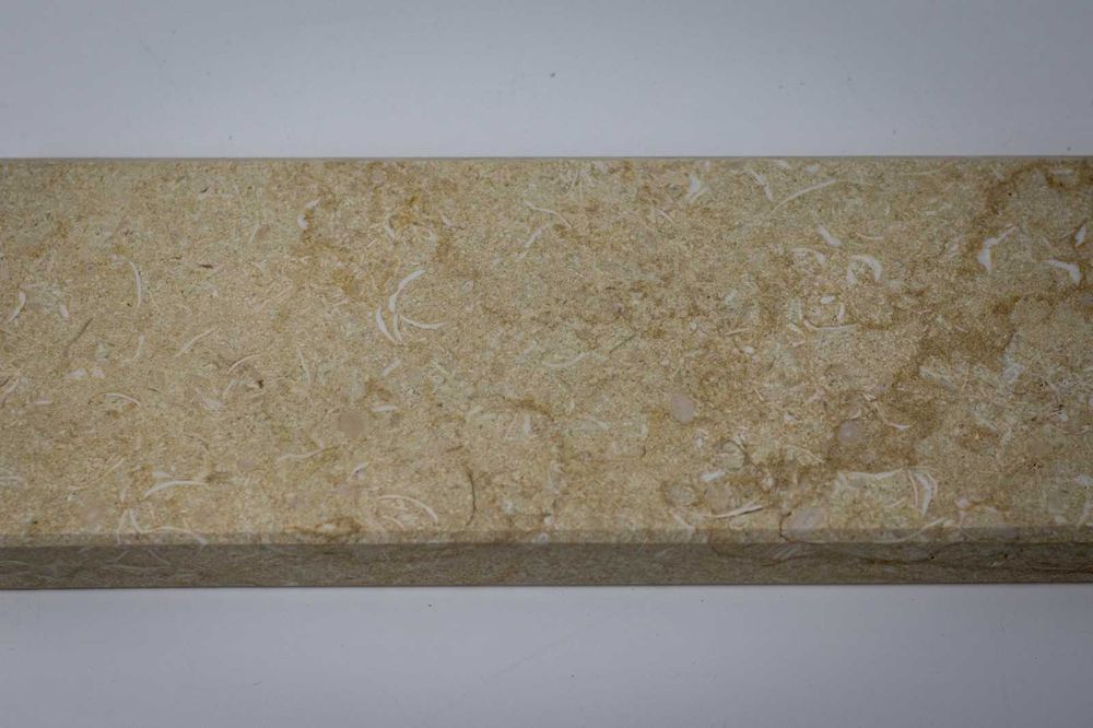 Glafuri si Trepte din Marmura si Granit